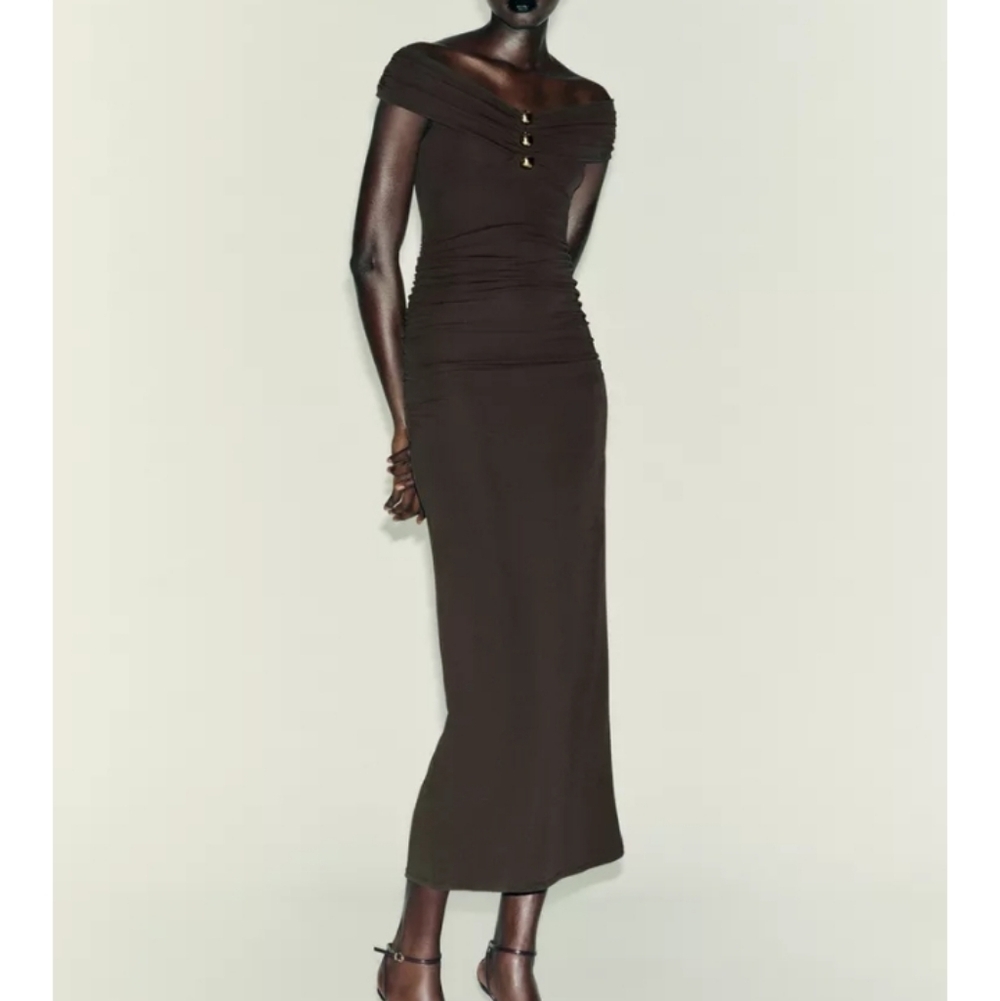 Zara Off-Shoulder Maxi Dress in Dark Brown